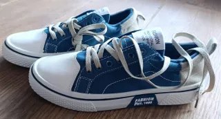 Zapatillas deportivas azules y blancas talla 41