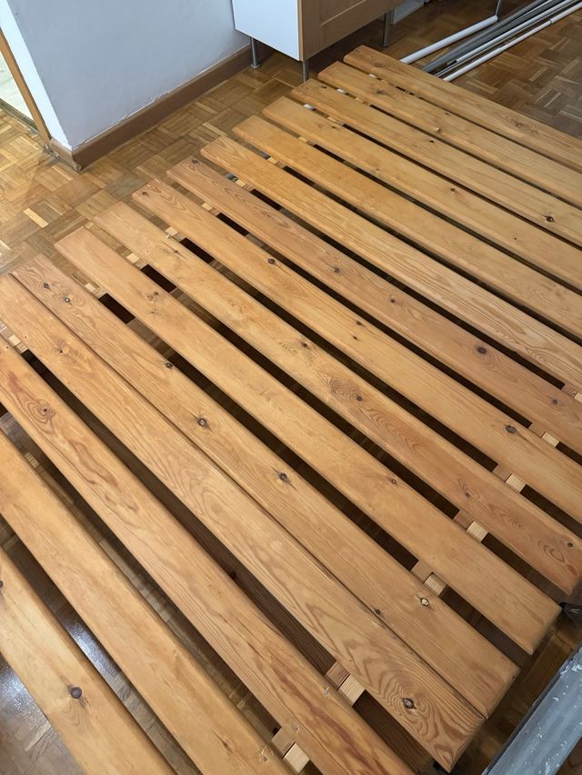 Cama plataforma de madera
