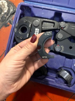 Prensa Multicapa Herramienta Fontanería