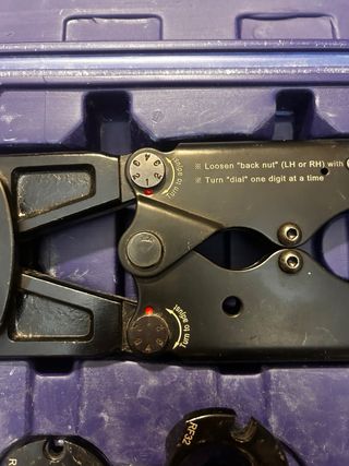 Prensa Multicapa Herramienta Fontanería