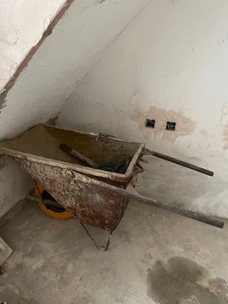 grúa Wichi con niñera