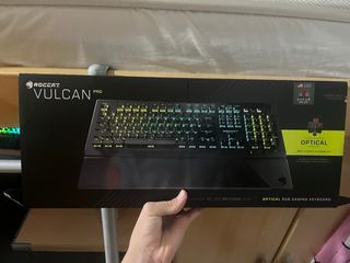 teclado edición limitada roccat vulcan pro x monst