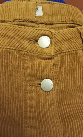 Minifalda de pana marrón