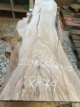 Tablón de olivo para mesa resina