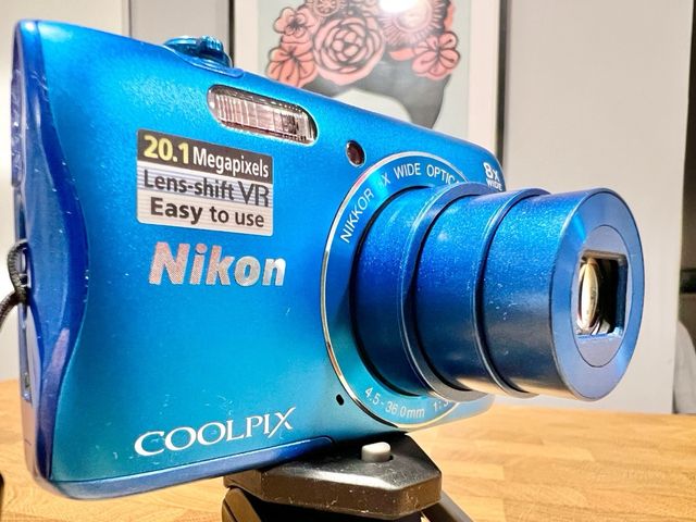 Fotocamera Nikon Coolpix S3700 Blu