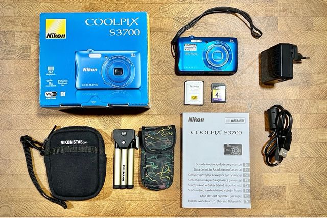 Fotocamera Nikon Coolpix S3700 Blu