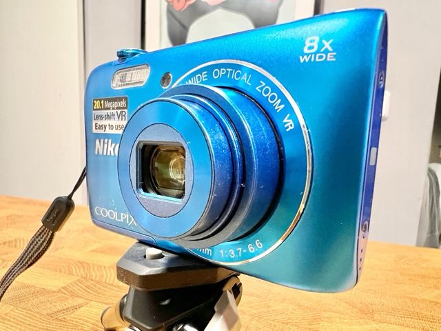 Fotocamera Nikon Coolpix S3700 Blu