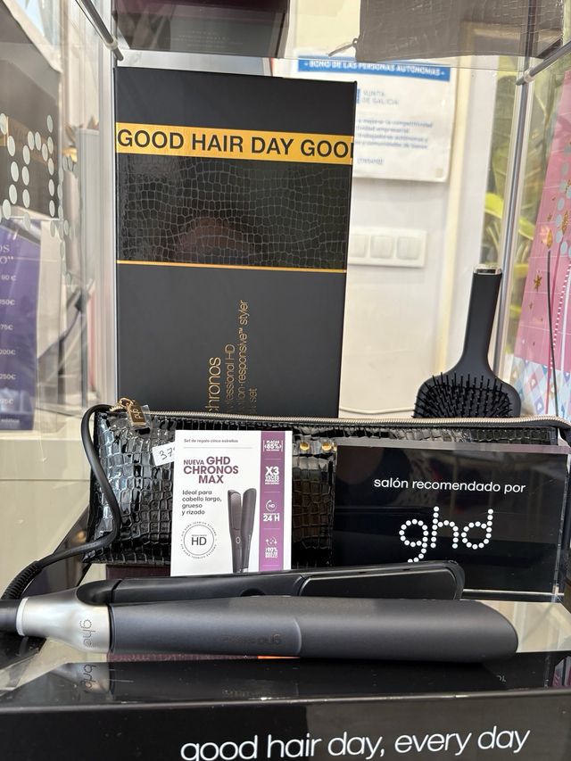 Plancha GHD Chronos Colección Navidad 2025