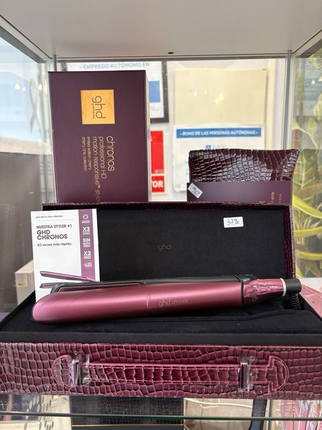 Plancha GHD Chronos Colección Navidad 2025