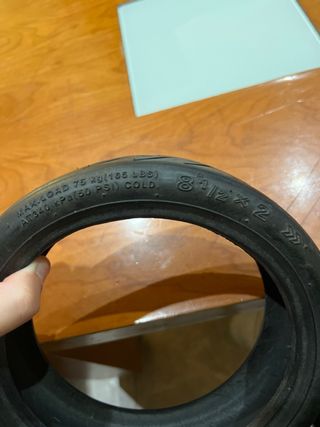 Neumático/cubiertas de rueda de patinete eléctrico