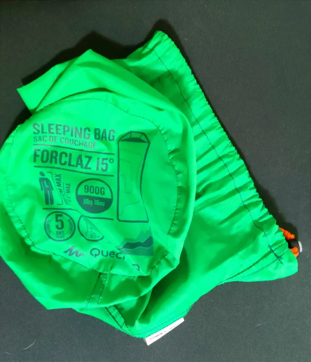 Sacco pelo singolo Quechua Forclaz 15 (usato 1 v.)