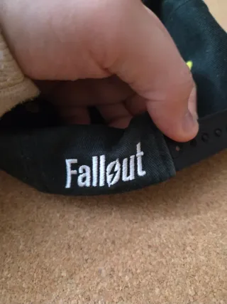 Cappello Fallout con visiera