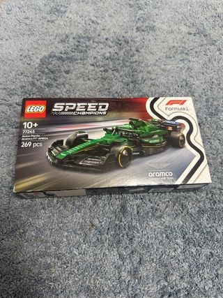 LEGO Speed Champions Aston Martin AMR24