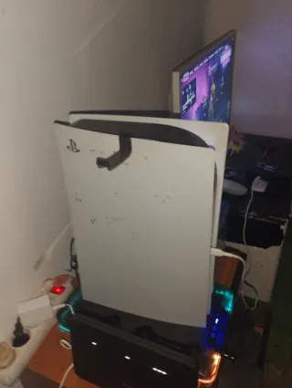 PlayStation 5 con 2 mandos