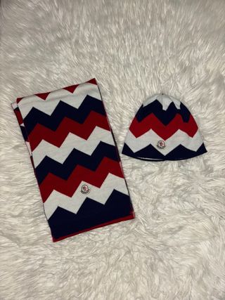 Gorra y bufanda Moncler Zigzag