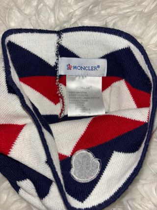 Gorra y bufanda Moncler Zigzag