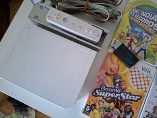 Nintendo Wii Blanca 1 Modelo+ Accesorios+ 6 juegos