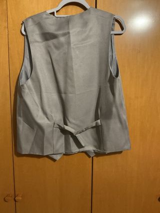 Traje de caballero gris