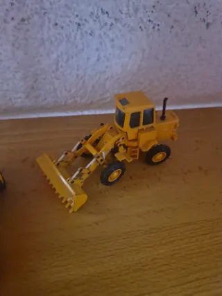 Conjunto 21 Miniaturas Maquinaria Caterpillar