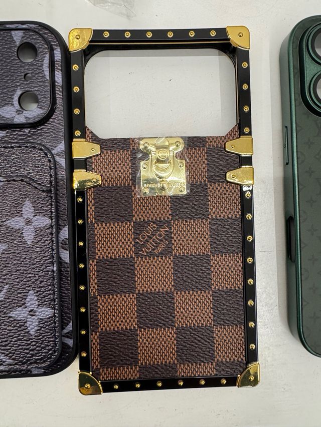Cover iPhone 17 Pro Louis Vuitton