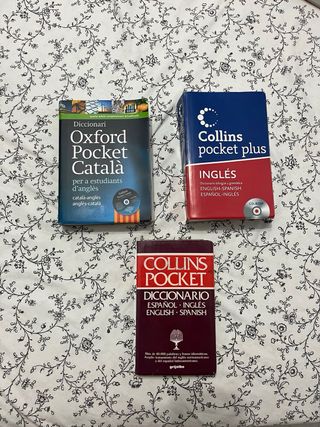 Diccionarios de catalán, castellano e inglés
