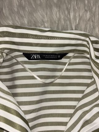 Camiseta Zara Rayas Verde y Blanca