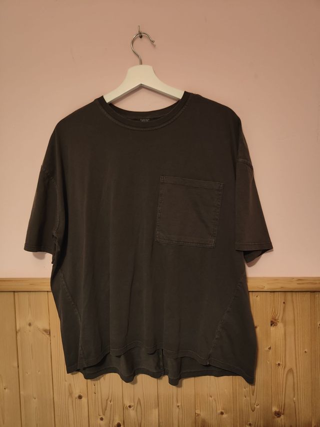 Camiseta de gris oscuro de Parfois