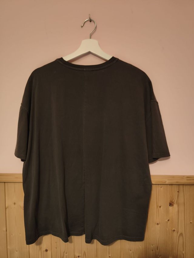 Camiseta de gris oscuro de Parfois