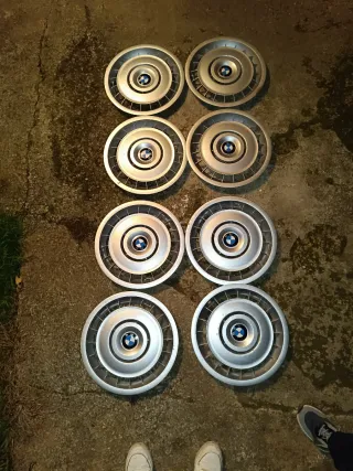 Tapacubos BMW (Set de 8)
