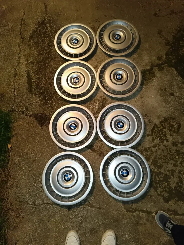 Tapacubos BMW (Set de 8)