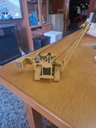 Maquinaria Caterpillar Modelo