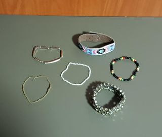 Lote Pulseras Variadas - 20 centimos por pieza
