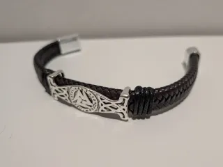 Pulsera Vikinga Nórdica Cuero y Metal