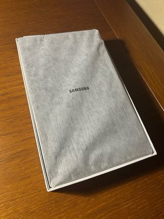 Tablet Samsung Negra y Dorada