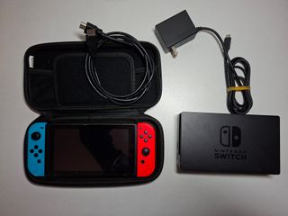 Nintendo Switch + Funda + Dock + Transfor. + hdmi