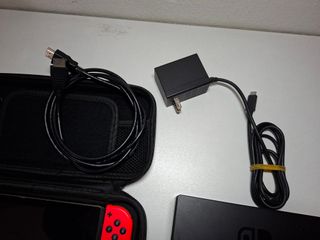 Nintendo Switch + Funda + Dock + Transfor. + hdmi