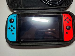 Nintendo Switch + Funda + Dock + Transfor. + hdmi