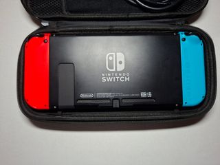 Nintendo Switch + Funda + Dock + Transfor. + hdmi