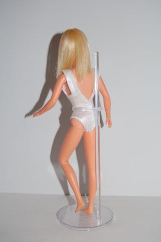 Barbie 1970 Dramatic New Living vintage doll busy