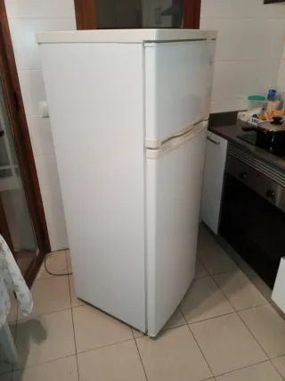 Nevera Blanca Daewoo Oferta imperdible Funcionando