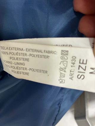 Plumífero 3/4 con capucha y pelo