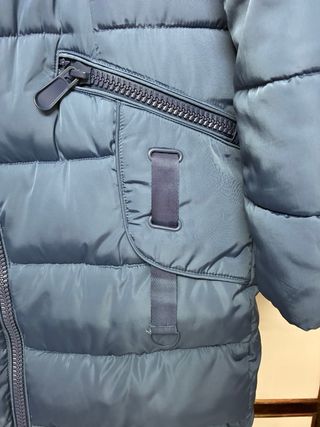 Plumífero 3/4 con capucha y pelo