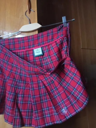 Minigonna a pieghe tartan rossa
