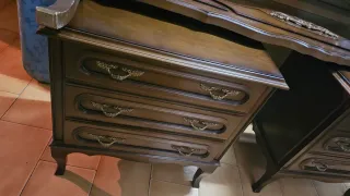 Somier con cabecero y 2 mesitas