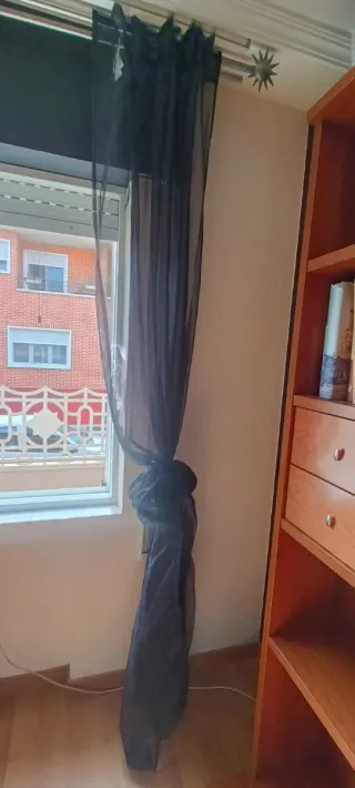 Cortinas Negras Traslúcidas