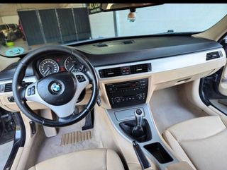 BMW Serie 3 e92 320i 2007