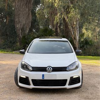 Volkswagen Golf 6 R20 DSG6 4Motion