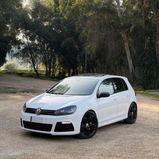 Volkswagen Golf 6 R20 DSG6 4Motion