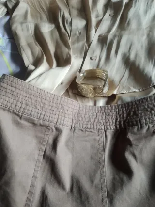 Ocasión, Bonito Conjunto de Blusa y Falda , Nuevo