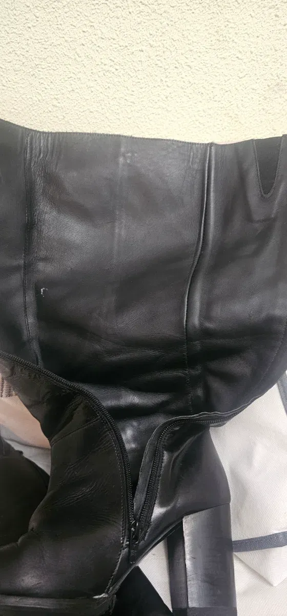 Botas altas piel Latouche negras